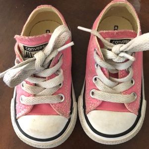 Converse toddler size 4